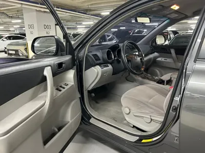 Toyota Highlander 2008, 221461 км, за 8900000 KRW - фото 11