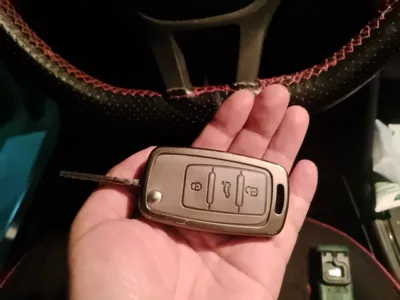 Volkswagen Polo 2018, 92500 км, за 38611.04 CNY - фото 9