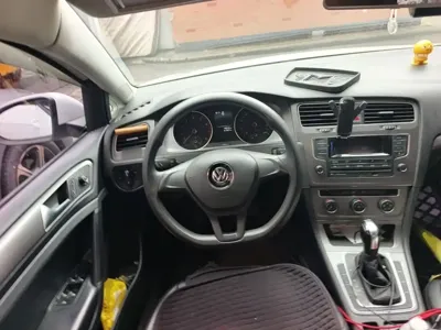 Volkswagen Golf 2018, 81700 км, за 42000 CNY - фото 3