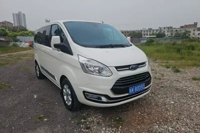 Ford Tourneo Custom 2020, 56800 км, за 120058.94 CNY