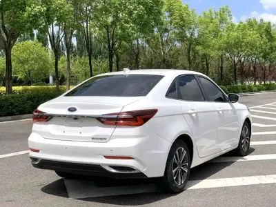 Ford Escort 2021, 10000 км, за 37800 CNY - фото 9