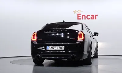Chrysler 300C 2013, 128355 км, за 17900000 KRW