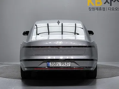 Hyundai Grandeur 2023, 92361 км, за 28500000 KRW