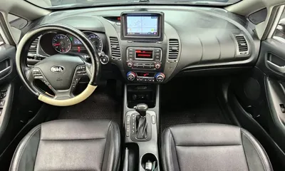 Kia K3 2015, 66474 км, за 7600000 KRW - фото 7