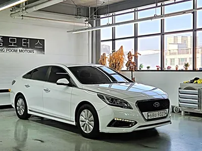 Hyundai Sonata 2017, 169918 км, за 8190000 KRW