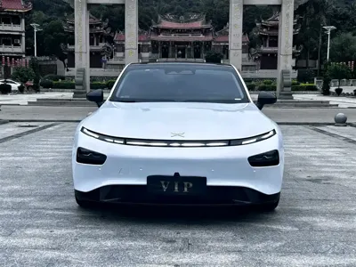Xpeng P7 2023, 115000 км, за 78800 CNY