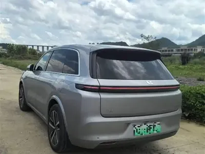 Li Auto Li L8 2024, 54000 км, за 213800 CNY