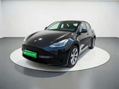 Tesla Model Y · 2023 год