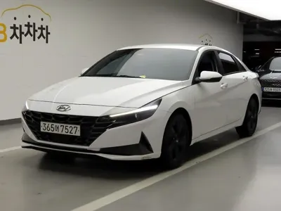 Hyundai Avante · 2023 год