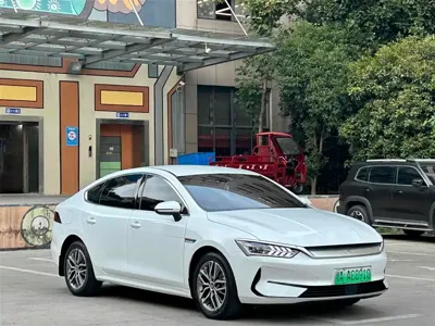 BYD Qin Plus 2023, 32000 км, за 68800 CNY