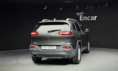 Jeep Cherokee 2015, 210666 км, за 6900000 KRW