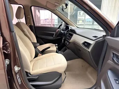 Wuling Hongguang 2022, 63000 км, за 27799 CNY - фото 8
