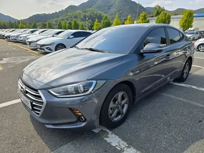 Hyundai Avante · 2017 год
