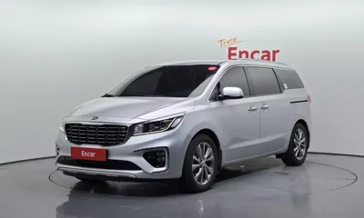 Kia Canival · 2019 год