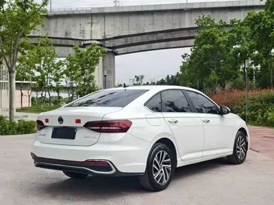 Volkswagen Lavida 2024, 8400 км, за 72800 CNY
