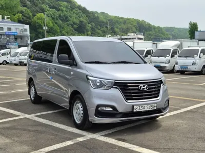 Hyundai Starex 2019, 195000 км, за 7800000 KRW