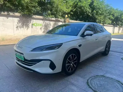 BYD 海豹06 · 2025 год
