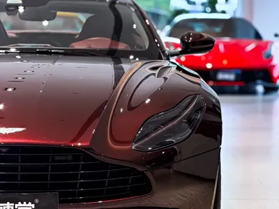 Aston Martin DB11 2020, 29000 км, за 1085000 CNY