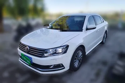 Volkswagen Lavida · 2015 год