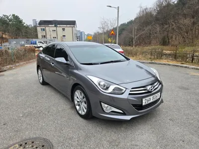 Hyundai i40 2012, 129946 км, за 4990000 KRW