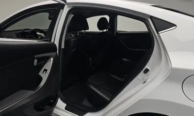 Hyundai Avante 2016, 69838 км, за 6500000 KRW - фото 11