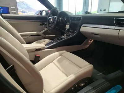 Porsche 911 2018, 64000 км, за 748000 CNY - фото 10