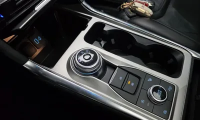 Ford Explorer 2022, 67558 км, за 32900000 KRW - фото 9