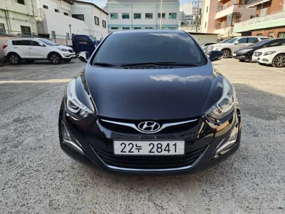 Hyundai Avante · 2015 год