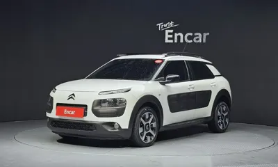 Citroen-DS C4 CACTUS · 2017 год