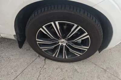 Volvo XC60 2022, 102500 км, за 136766.66 CNY - фото 8