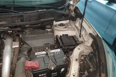 Luxgen U6 SUV 2014, 74900 км, за 21291.24 CNY - фото 22