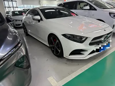 Mercedes-Benz CLS 2020, 90000 км, за 30273.6 USD - фото 2