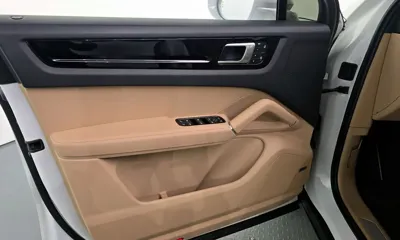 Porsche Cayenne 2023, 19233 км, за 108990000 KRW - фото 24