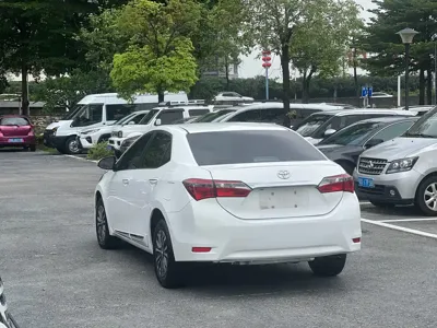 Toyota Corolla 2018, 52000 км, за 33800 CNY