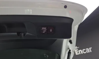 Mercedes-Benz GLC-Class 2019, 96091 км, за 26500000 KRW - фото 16