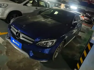 Mercedes-Benz C-Class · 2018 год