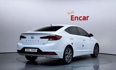 Hyundai Avante 2019, 57479 км, за 12700000 KRW - фото 2
