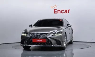 Lexus LS 2018, 181096 км, за 33900000 KRW