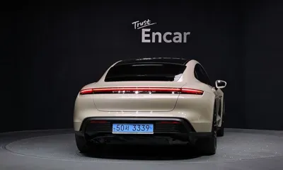 Porsche Taycan 2022, 90862 км, за 88900000 KRW