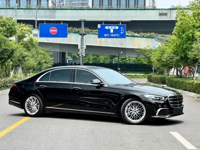 Mercedes-Benz S-Class 2021, 84000 км, за 458000 CNY
