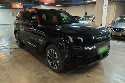 Lynk & Co 900 2025, 21500 км, за 269056.83 CNY