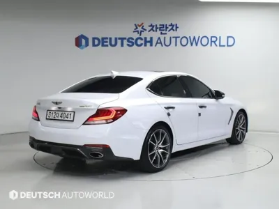 Genesis G70 2018, 104339 км, за 22000000 KRW