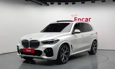 BMW X5 · 2022 год