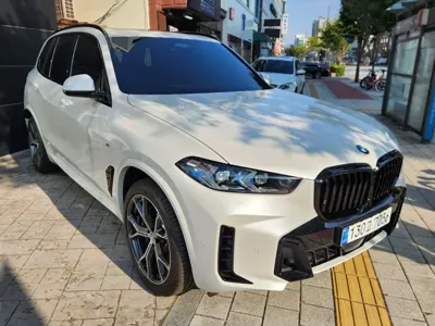 BMW X5 2025, 3100 км, за 68320000 KRW