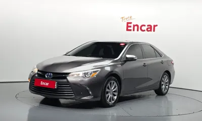 Toyota Camry · 2017 год