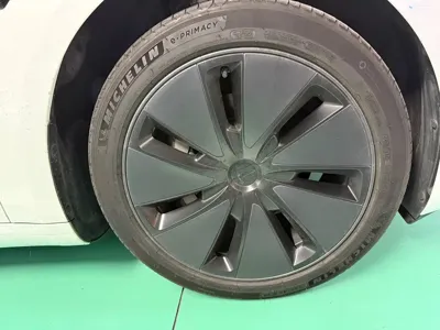 Tesla Model 3 2025, 12000 км, за 158000 CNY - фото 13