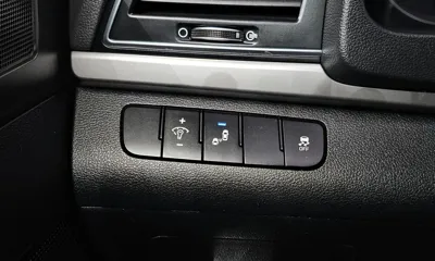 Hyundai Avante 2018, 157369 км, за 7900000 KRW - фото 15
