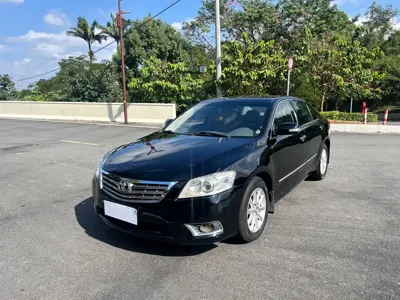 Toyota Camry · 2012 год