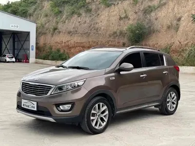Kia Sportage · 2015 год