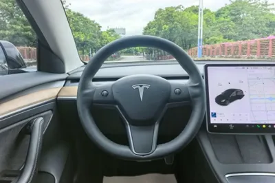 Tesla Model 3 2021, 61600 км, за 159167.65 CNY - фото 21